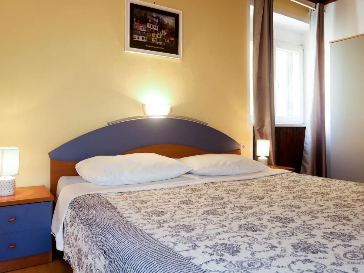 Apartment Ana - Rab166 By Interhome Barbat na Rabu Eksteriør billede