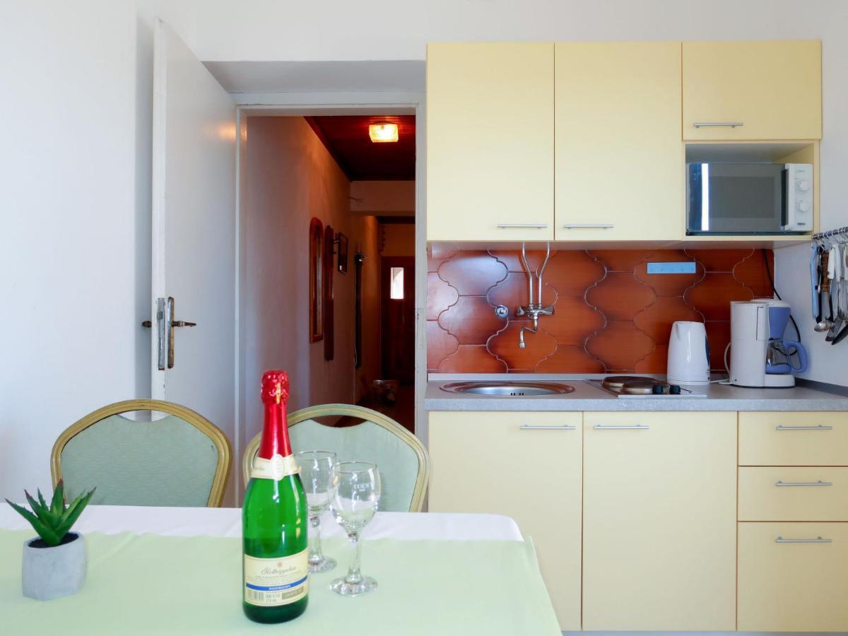 Apartment Ana - Rab166 By Interhome Barbat na Rabu Eksteriør billede